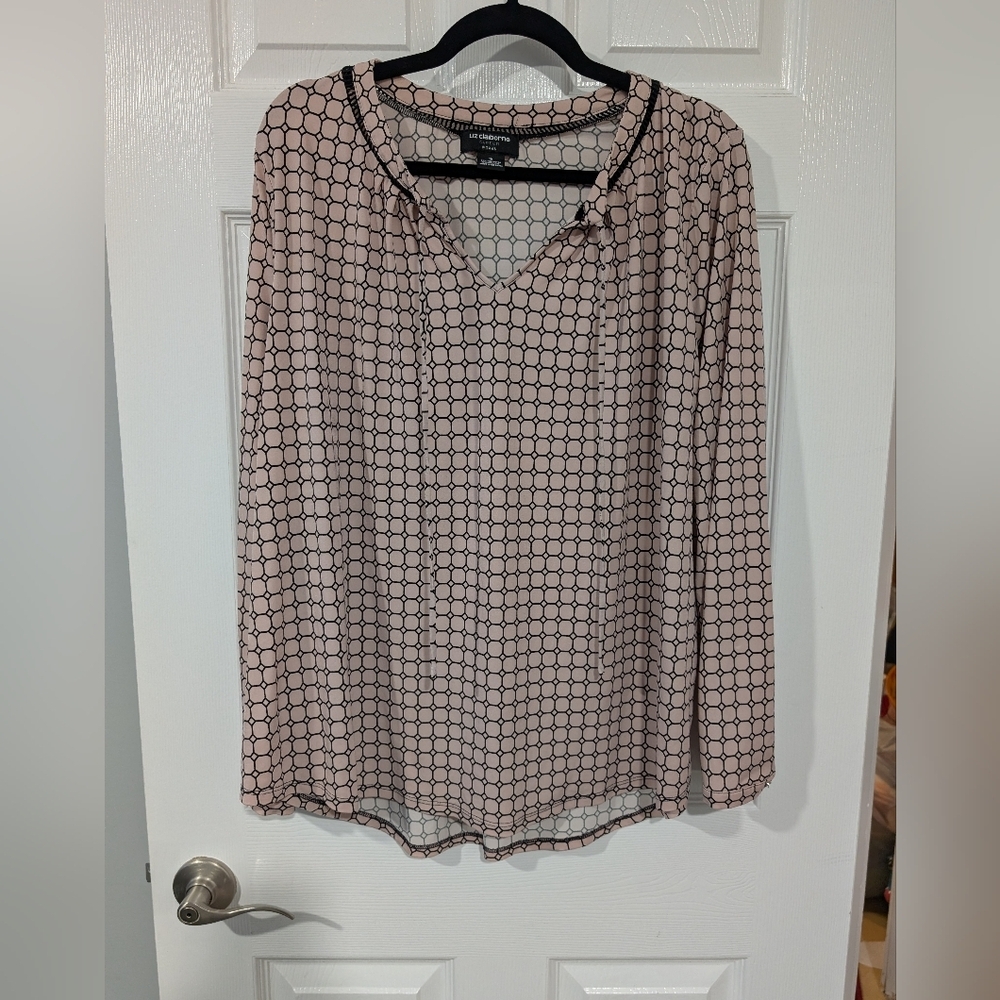 Liz Claiborne Career Woman Pink and Black Geometric Print Blouse in Size 1X